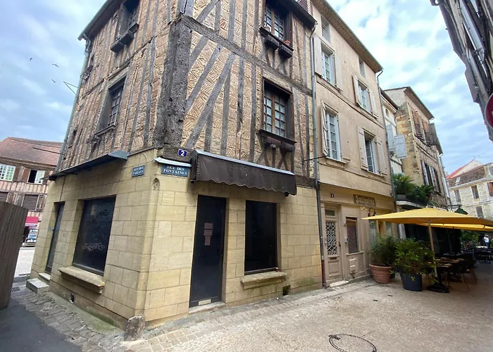 Le Perchoir De Cyrano *